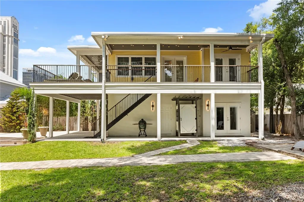 209 E Amelia Street Orlando FL 32801