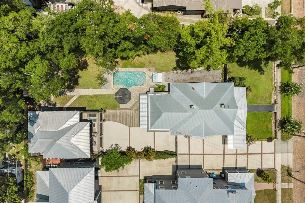 209 E Amelia Street Orlando FL 32801