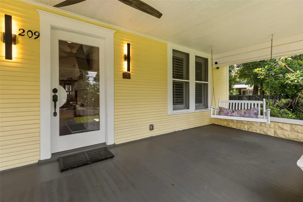 209 E Amelia Street Orlando FL 32801