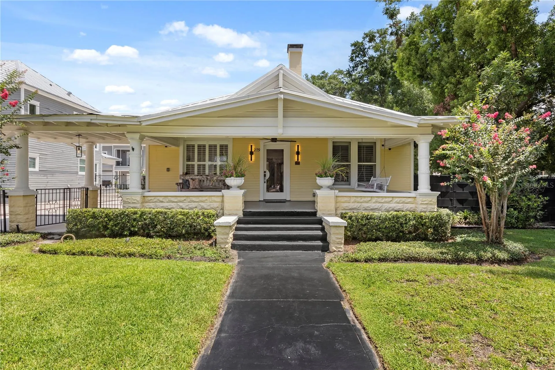 209 E Amelia Street Orlando FL 32801