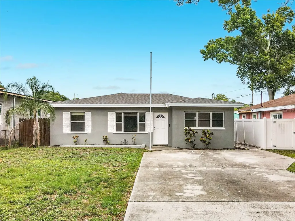 381 69th Street N Clearwater FL 33764
