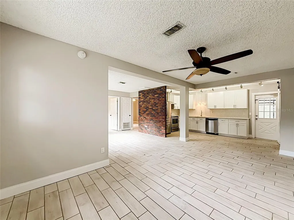 381 69th Street N Clearwater FL 33764