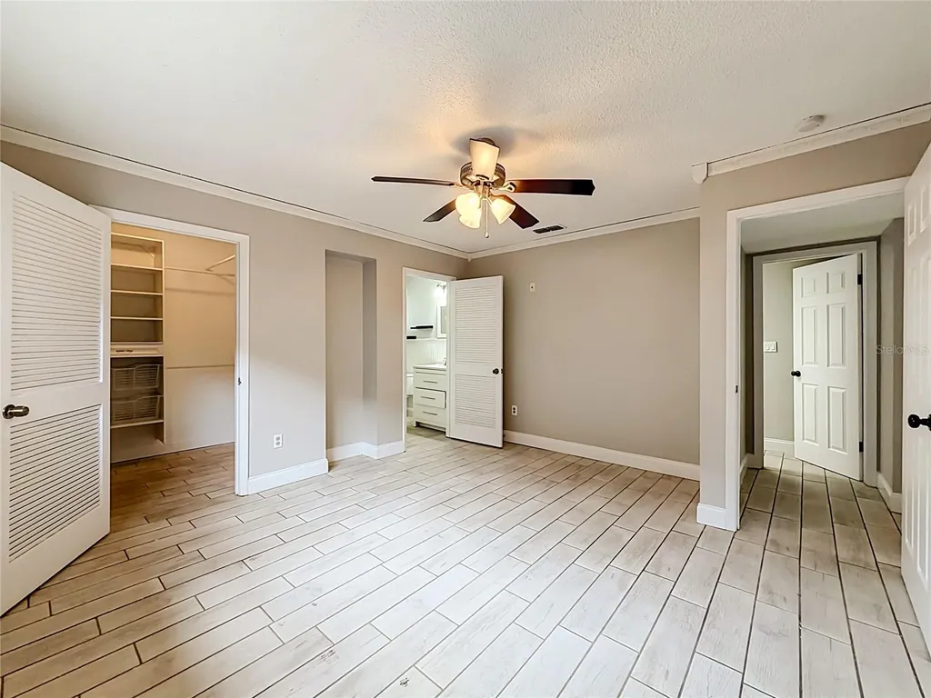 381 69th Street N Clearwater FL 33764