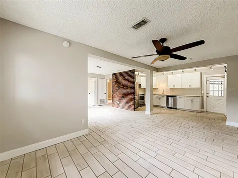 381 69th Street N Clearwater FL 33764