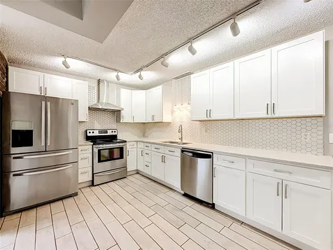381 69th Street N Clearwater FL 33764