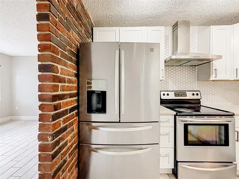 381 69th Street N Clearwater FL 33764