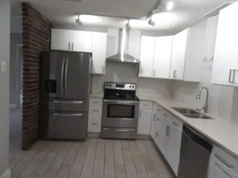 381 69th Street N Clearwater FL 33764