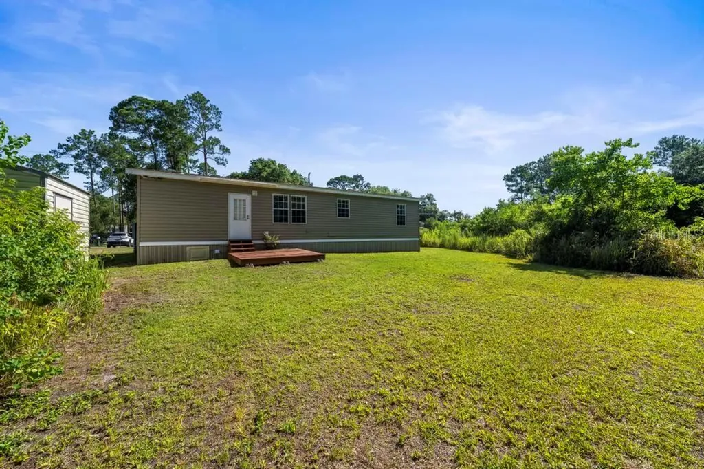 23400 Panther Road Astor FL 32102
