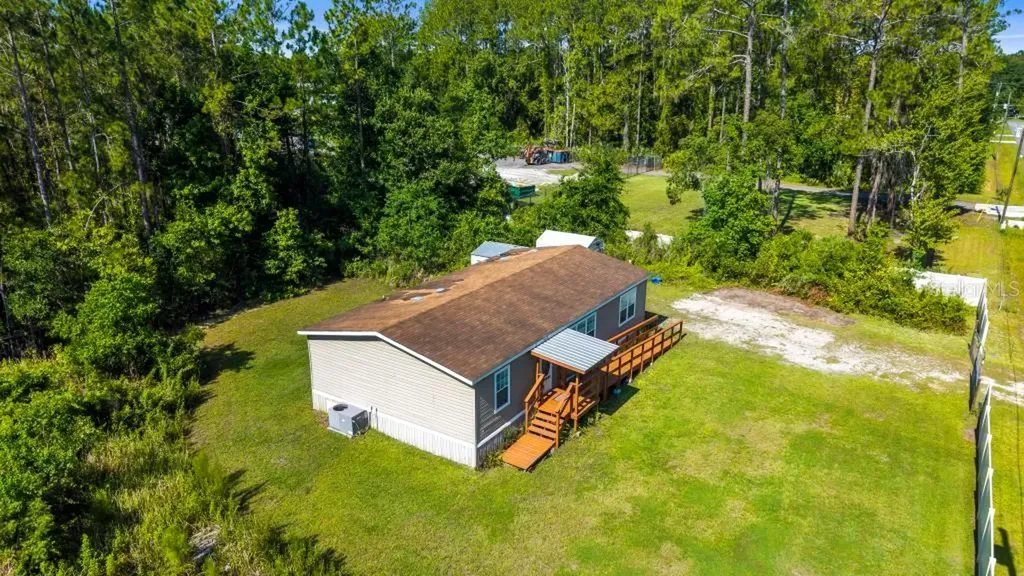 23400 Panther Road Astor FL 32102