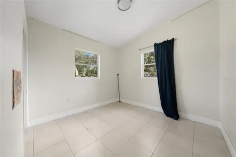 4604 Robbins Avenue Orlando FL 32808