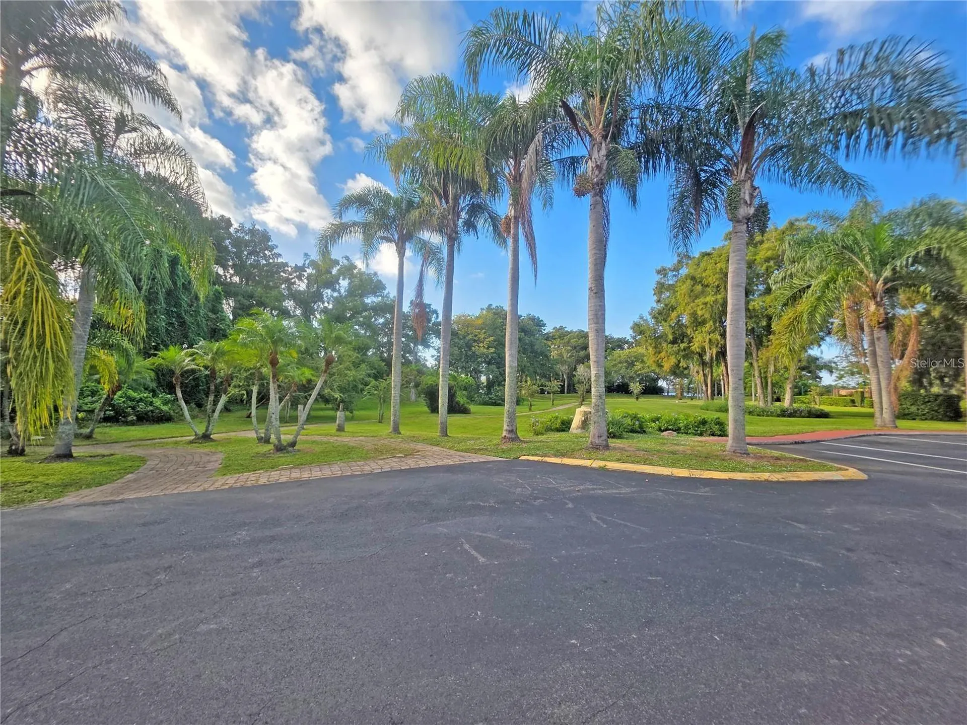 4160 Versailles Drive Orlando FL 32808
