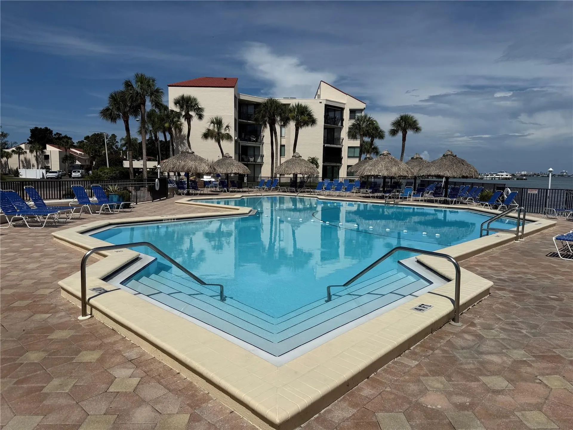 5633 Puerta Del Sol Boulevard S St Petersburg FL 33715