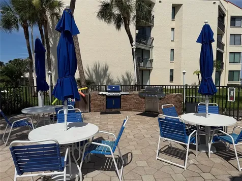 5633 Puerta Del Sol Boulevard S St Petersburg FL 33715