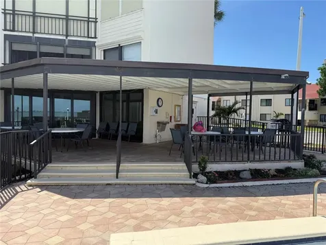 5633 Puerta Del Sol Boulevard S St Petersburg FL 33715