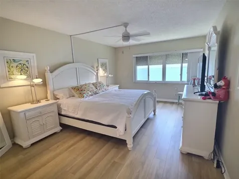 5633 Puerta Del Sol Boulevard S St Petersburg FL 33715