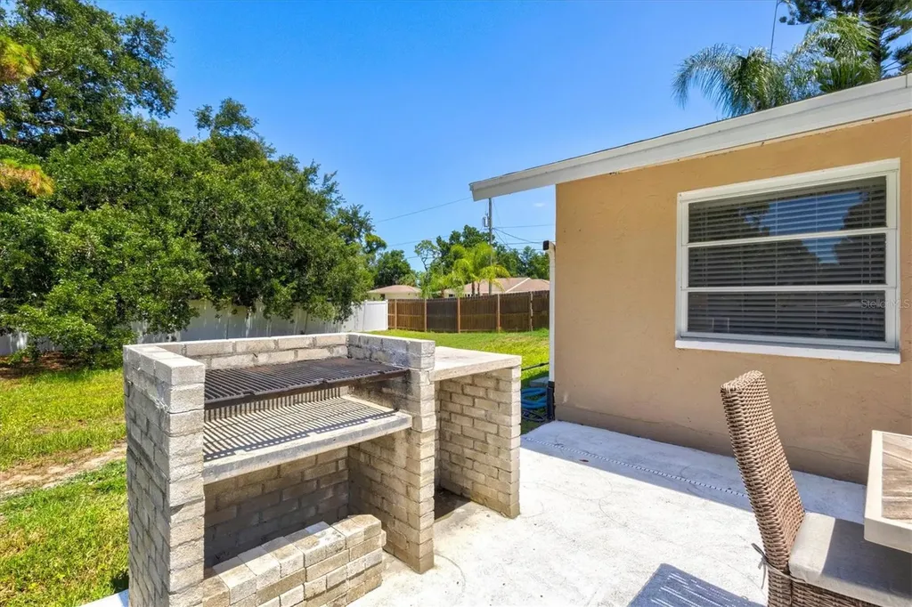 211 Avenida De Bahia Nokomis FL 34275