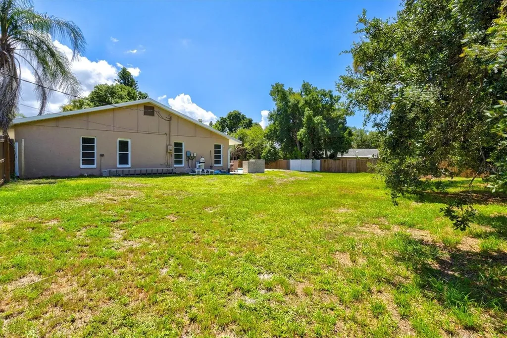 211 Avenida De Bahia Nokomis FL 34275