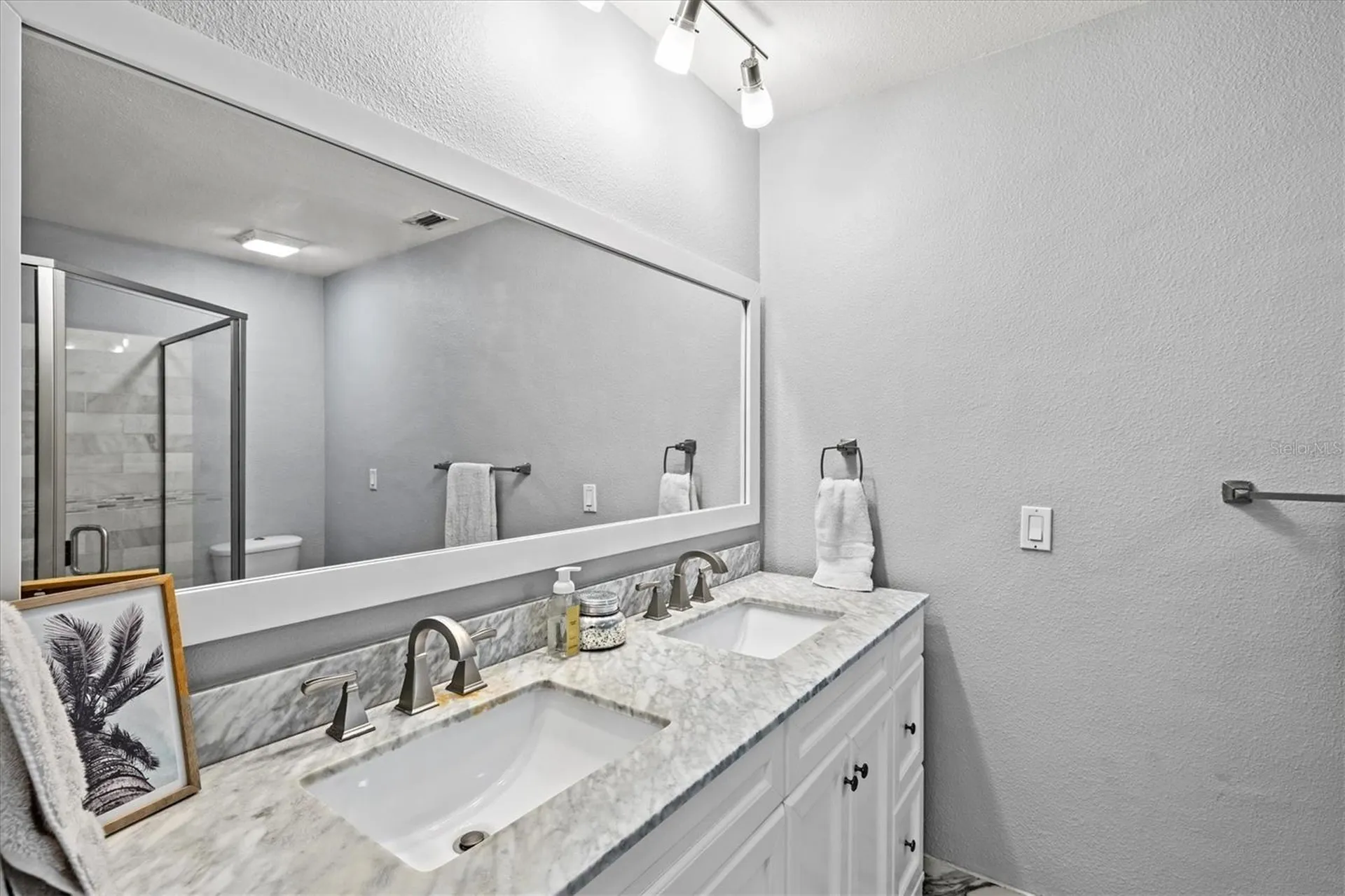 211 Avenida De Bahia Nokomis FL 34275