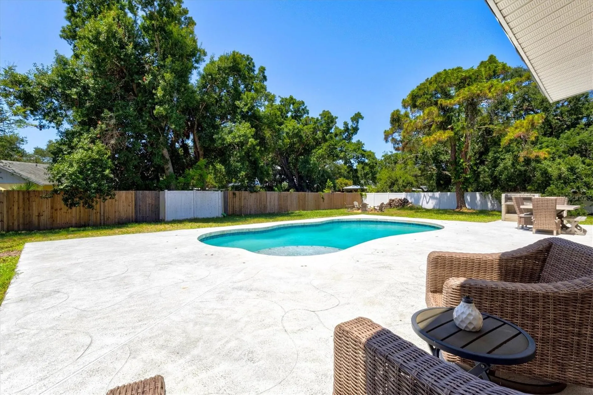 211 Avenida De Bahia Nokomis FL 34275