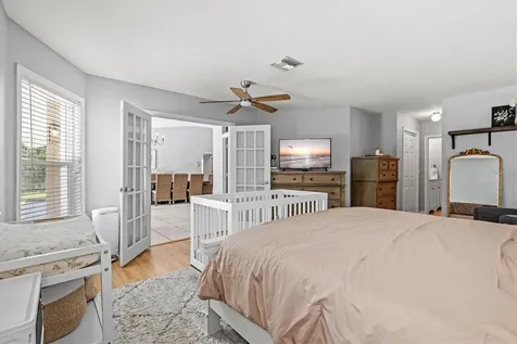 211 Avenida De Bahia Nokomis FL 34275