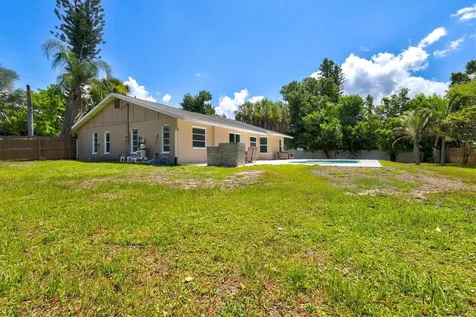 211 Avenida De Bahia Nokomis FL 34275
