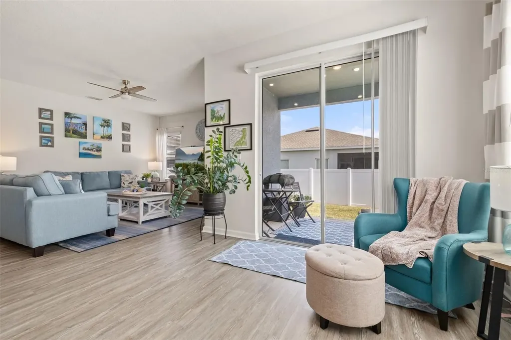367 August Fern Loop Mount Dora FL 32757