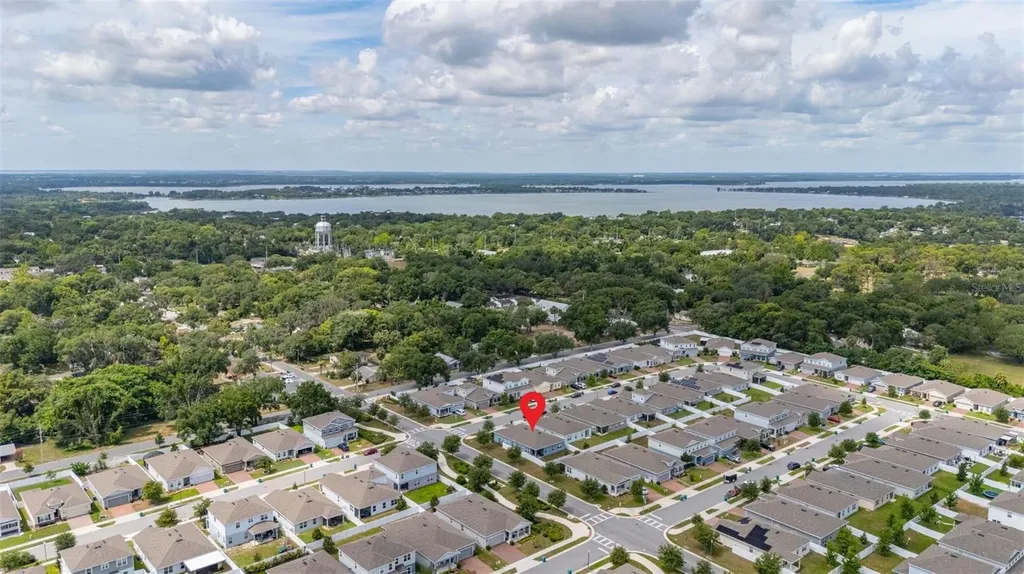 367 August Fern Loop Mount Dora FL 32757
