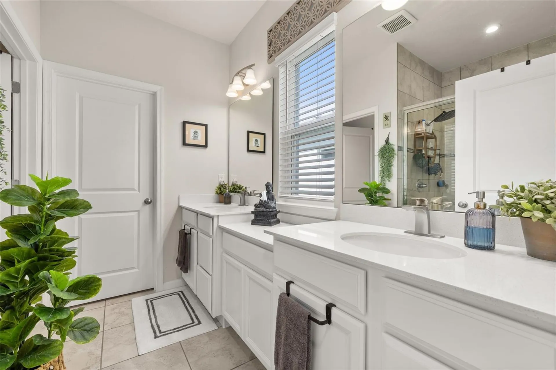 367 August Fern Loop Mount Dora FL 32757
