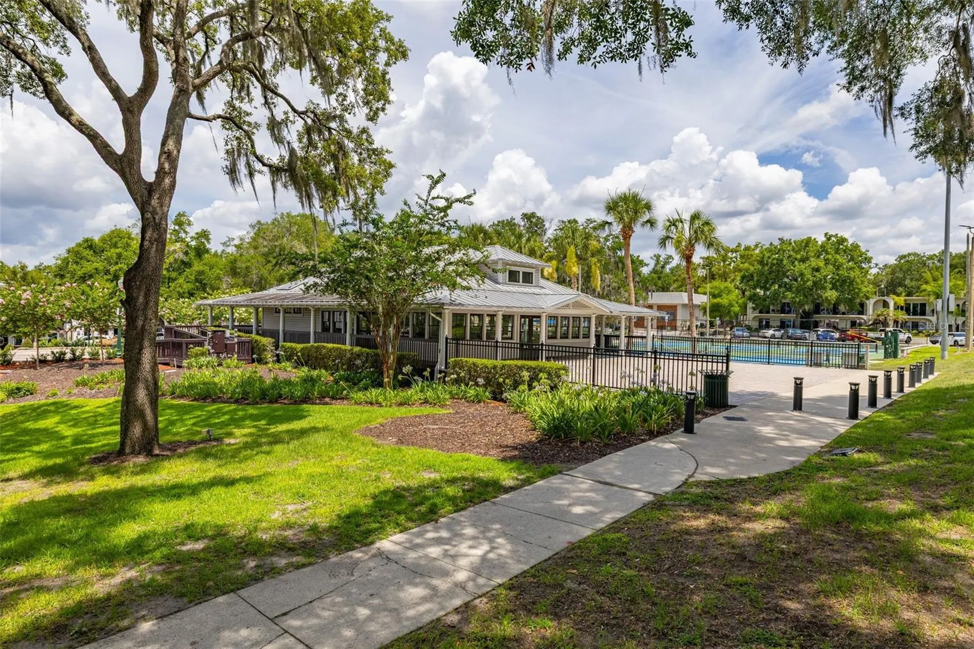 367 August Fern Loop Mount Dora FL 32757