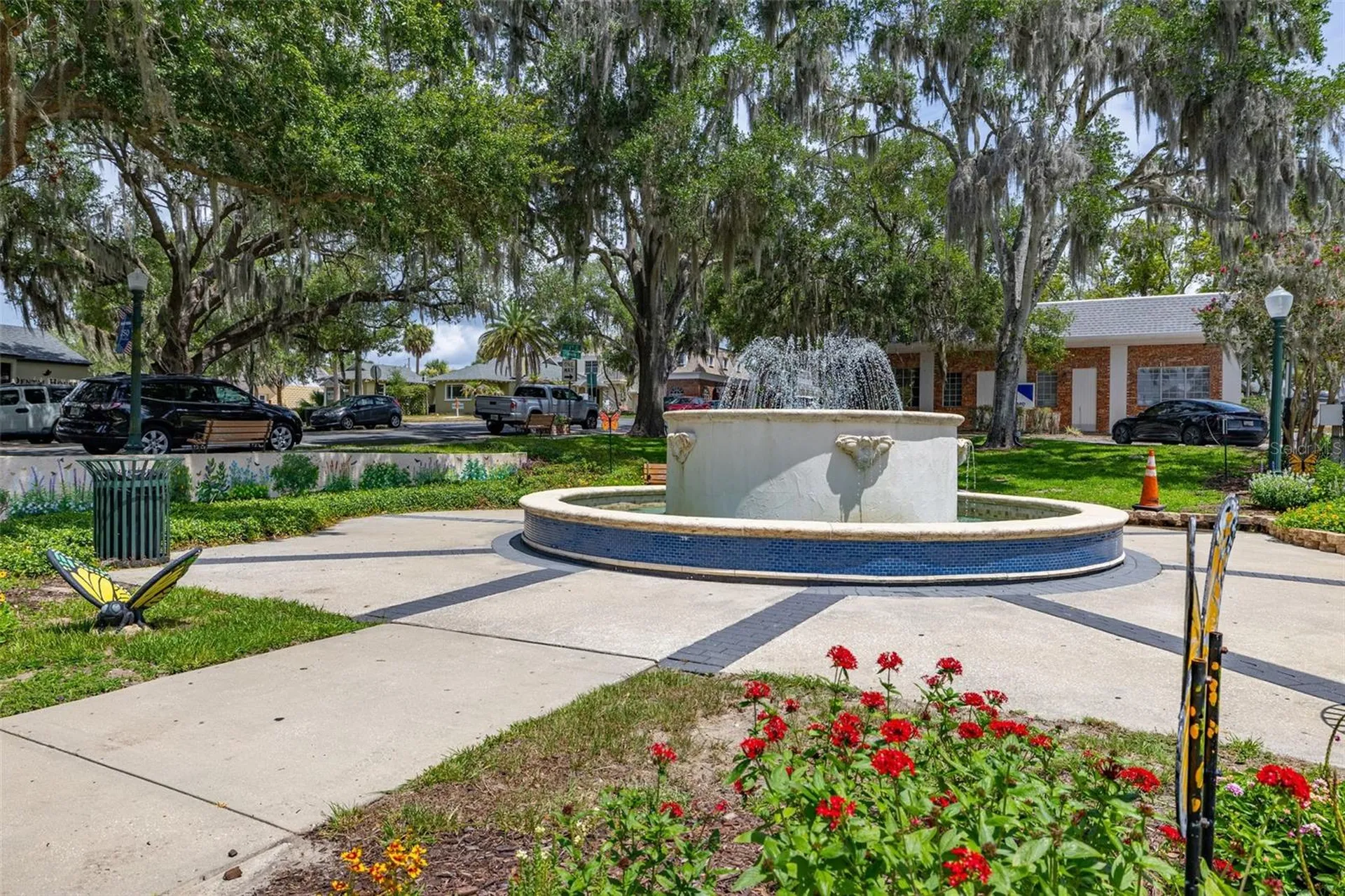 367 August Fern Loop Mount Dora FL 32757