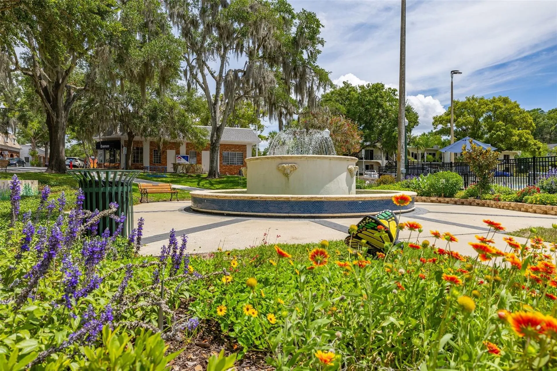 367 August Fern Loop Mount Dora FL 32757