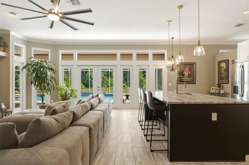 2260 Langley Circle Orlando FL 32835