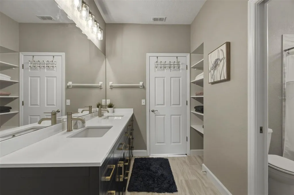 2260 Langley Circle Orlando FL 32835