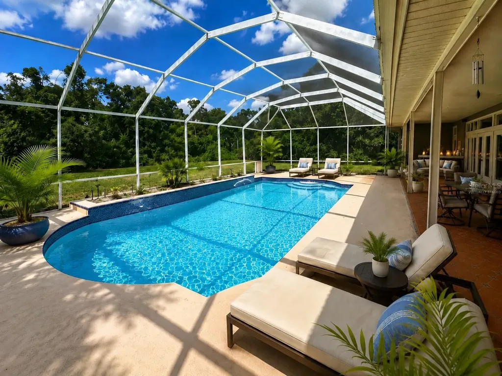2260 Langley Circle Orlando FL 32835