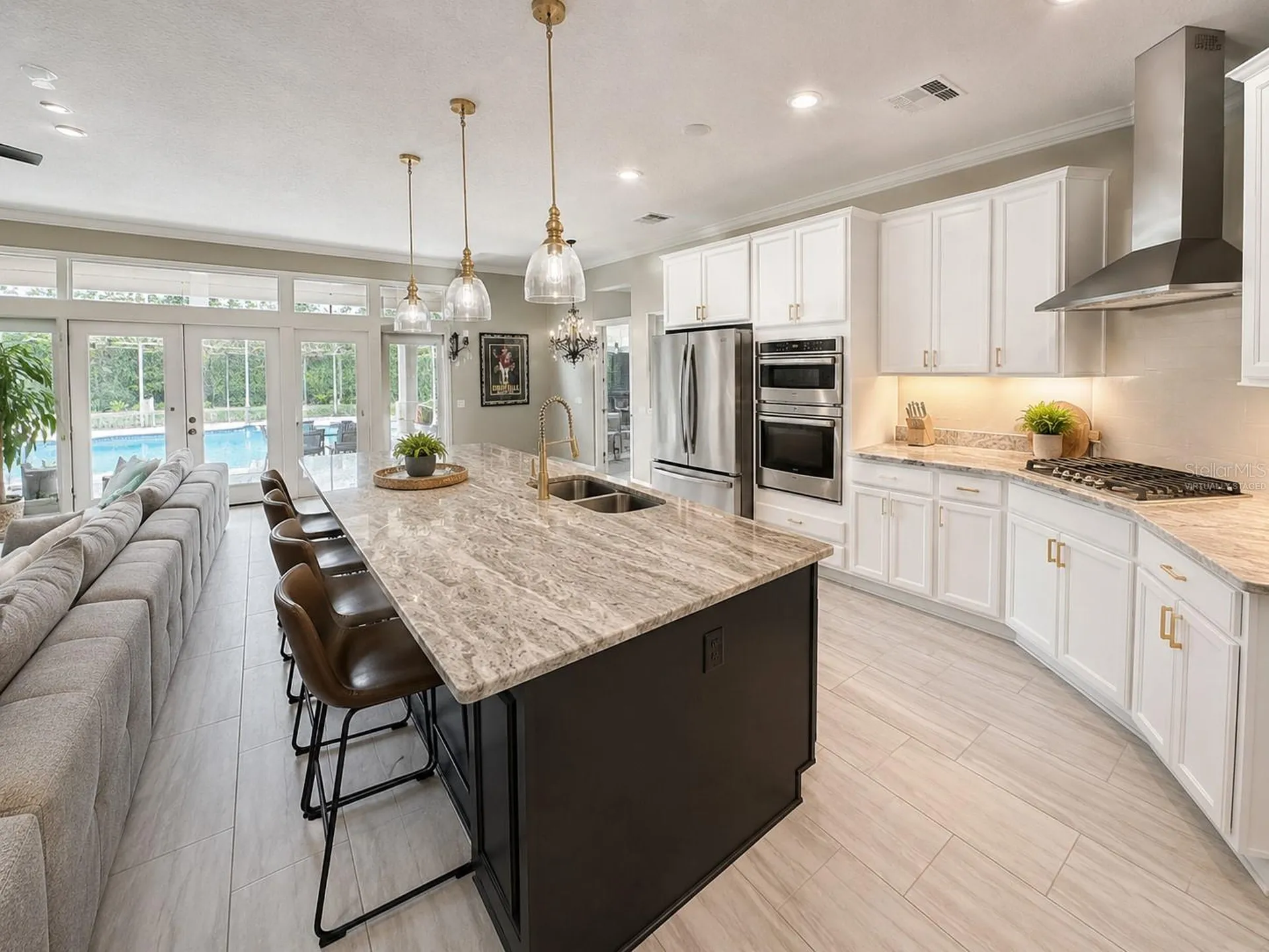2260 Langley Circle Orlando FL 32835