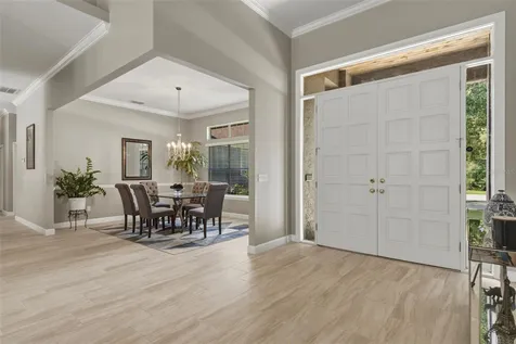 2260 Langley Circle Orlando FL 32835