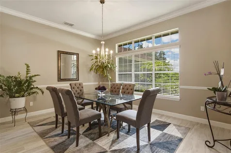 2260 Langley Circle Orlando FL 32835