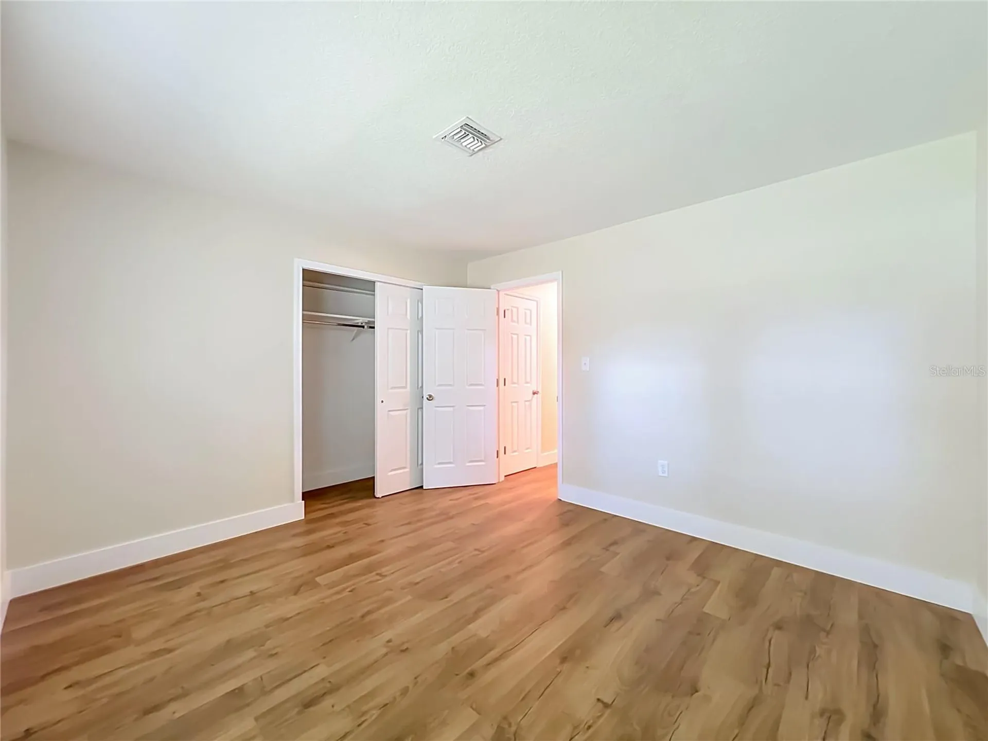 450 Liberty Avenue Mount Dora FL 32757