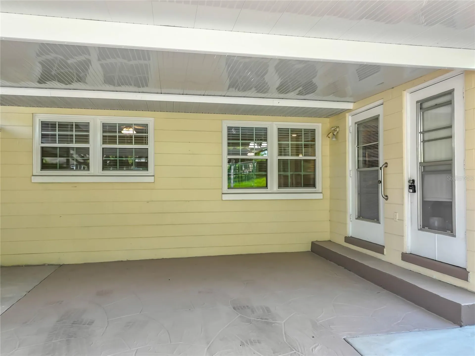 450 Liberty Avenue Mount Dora FL 32757