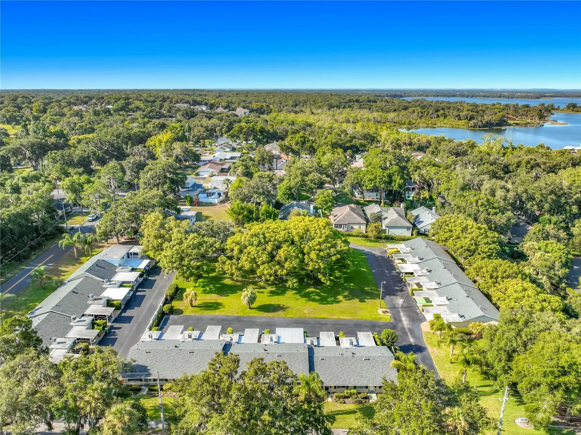 450 Liberty Avenue Mount Dora FL 32757