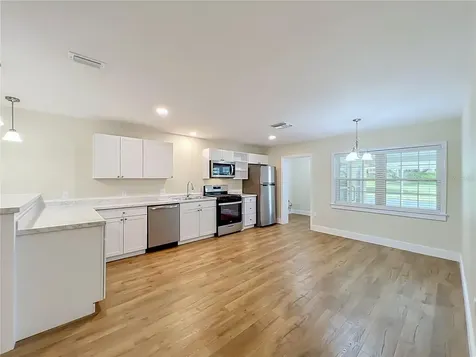 450 Liberty Avenue Mount Dora FL 32757
