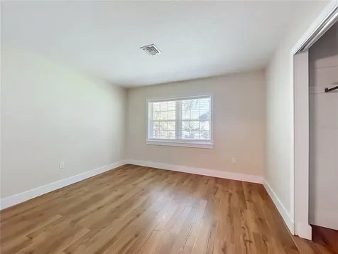 450 Liberty Avenue Mount Dora FL 32757