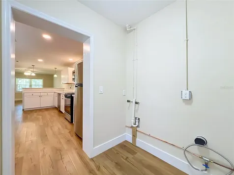 450 Liberty Avenue Mount Dora FL 32757