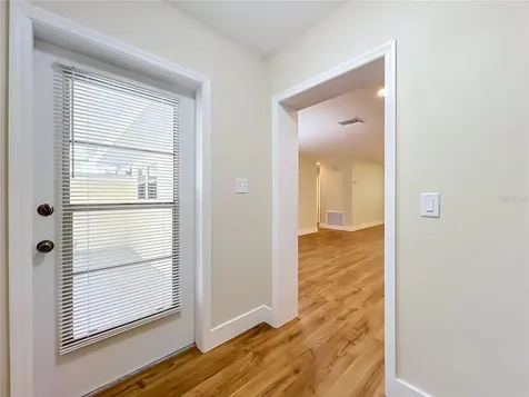 450 Liberty Avenue Mount Dora FL 32757