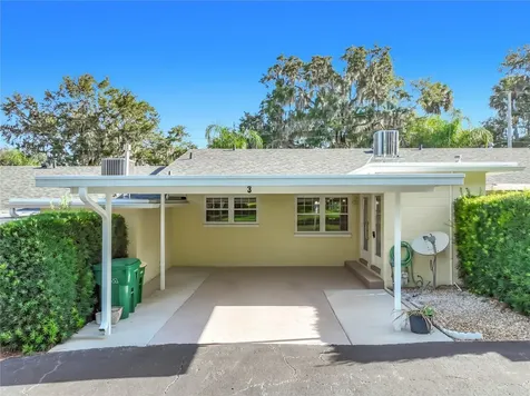 450 Liberty Avenue Mount Dora FL 32757
