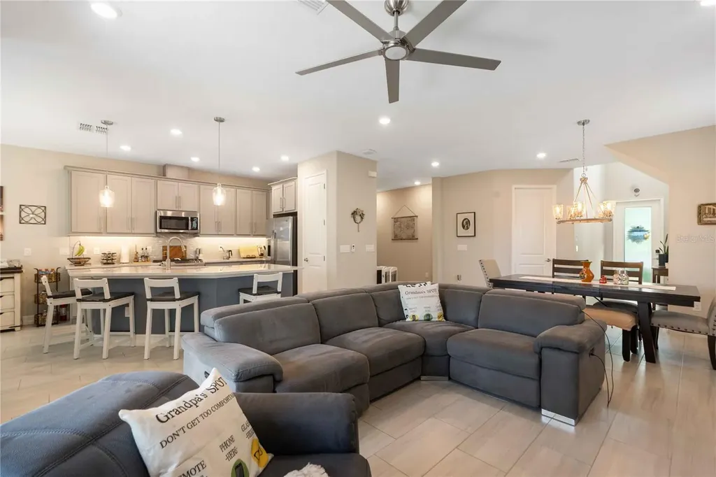 4833 San Martino Drive Wesley Chapel FL 33543