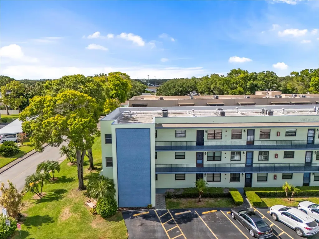5973 Terrace Park Drive N St Petersburg FL 33709