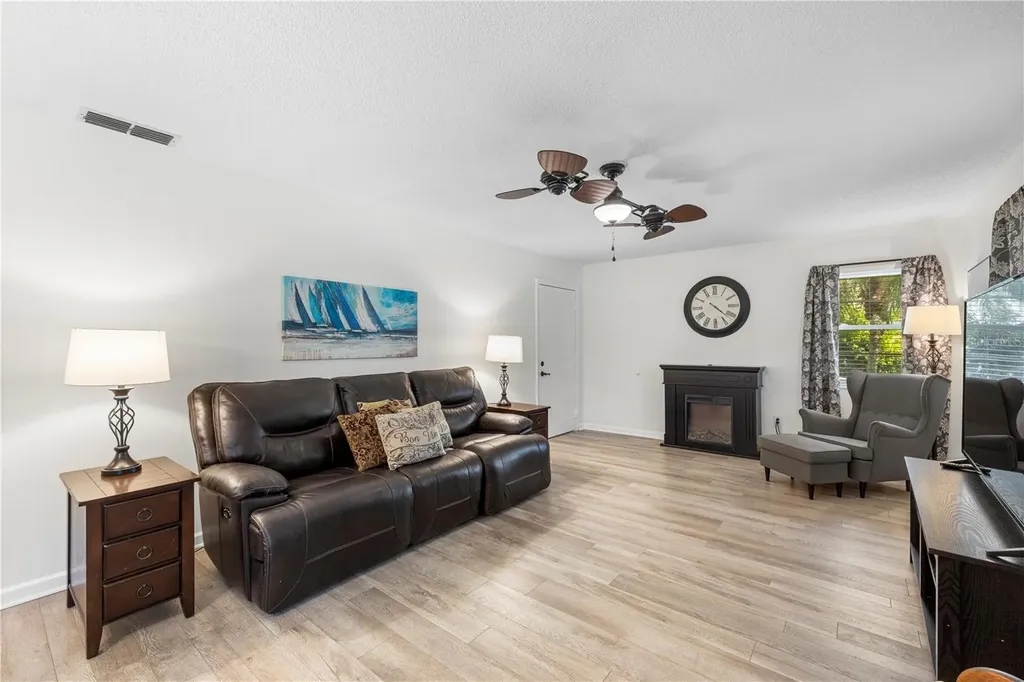5973 Terrace Park Drive N St Petersburg FL 33709