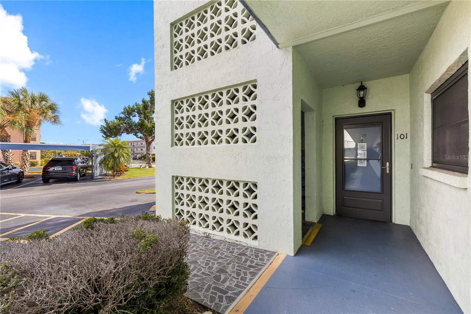 5973 Terrace Park Drive N St Petersburg FL 33709