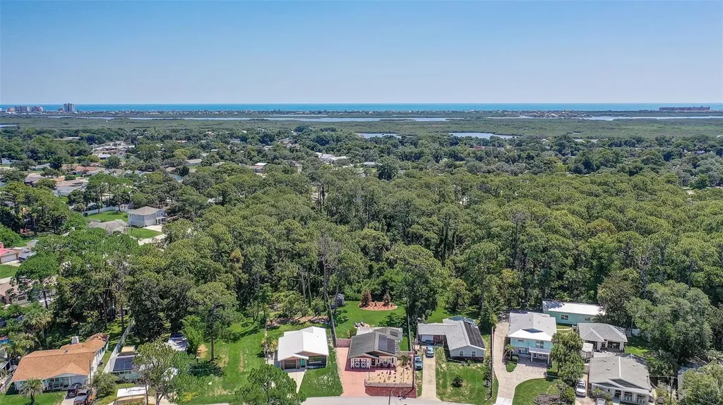 298 Poinciana Avenue Port Orange FL 32127